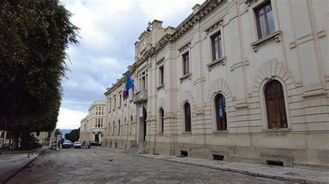 Reggio, attivato lo sportello Tari all'Ufficio Anagrafe e nelle 